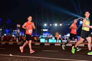 BIB: 322, 
                            <button type="button" onclick="openModal(15063610)" class="btn btn-primary btn-sm float-right btn-popup" data-toggle="modal" data-target=".modal-high-quality">
                        <i class="fas fa-shopping-cart"></i> Add to Cart
                    </button>
                                            <button type="button" onclick="isThisMe(15063610, true)" class="btn btn-success btn-sm float-right btn-popup btn-isme hidden" data-toggle="tooltip" data-placement="bottom" title="นี่คือรูปของคุณใช่ไหม คลิกที่นี่เพื่อเอาเข้าอัลบั้ม">
                        <i class="fas fa-plus"></i> Add to album
                    </button>
                    <button type="button" onclick="isThisMe(15063610, false)" class="btn btn-warning btn-sm float-right btn-popup btn-isnotme hidden">
                        <i class="fas fa-ban"></i> Remove from album
                    </button>